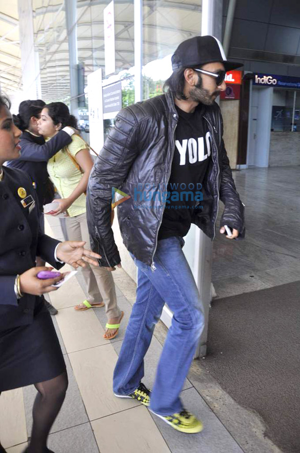 sonakshi ranveer snapped at the airport 10