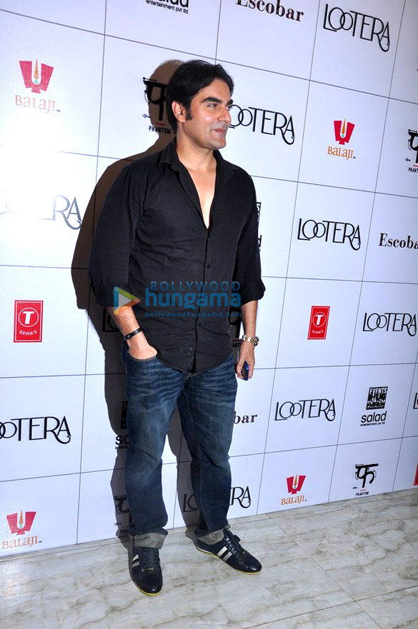 success bash of lootera at escobar 8