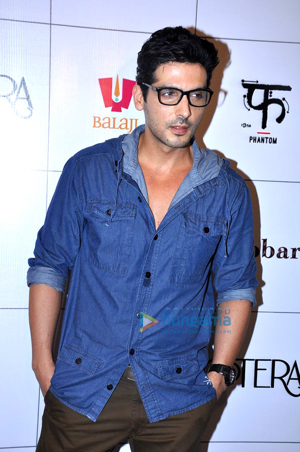 success bash of lootera at escobar 5