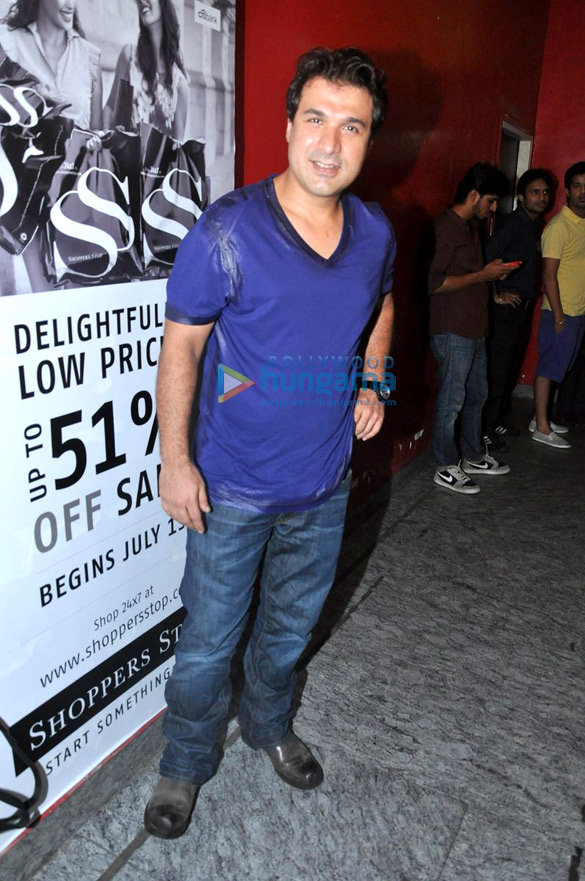 special screening of ramaiya vastavaiya 17
