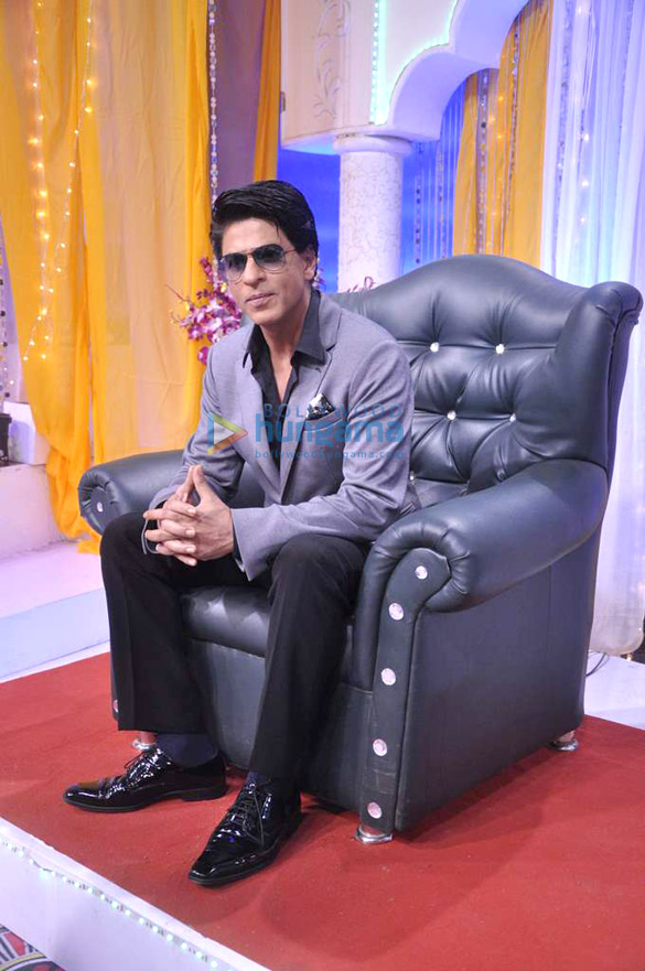 shahrukh promotes chennai express on taarak mehta ka ooltah chashmah 7