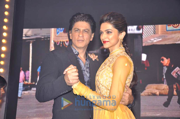 shahrukh deepika promote chennai express on madhubala ek ishq ek junoon 11