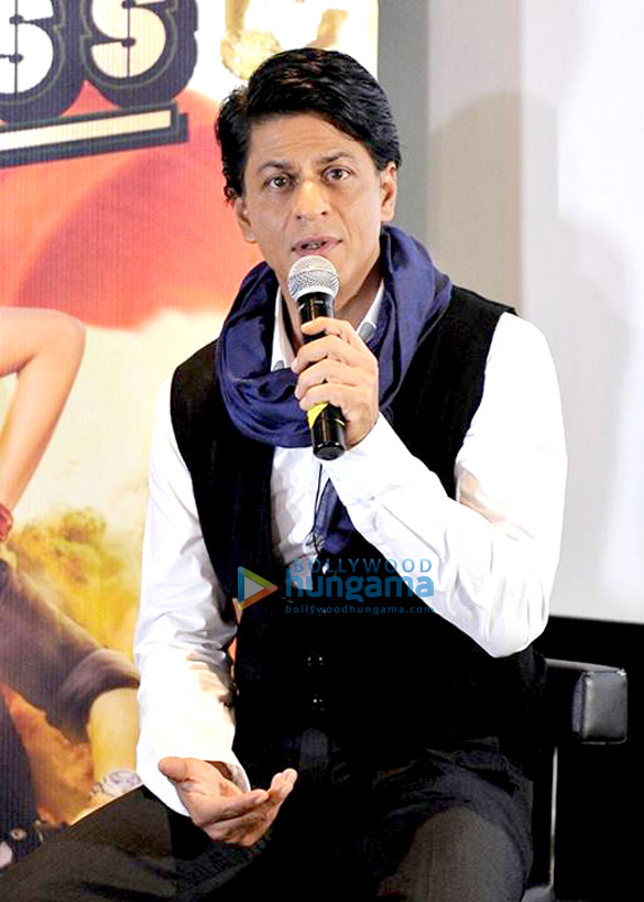shahrukh deepika promote chennai express in uk 4