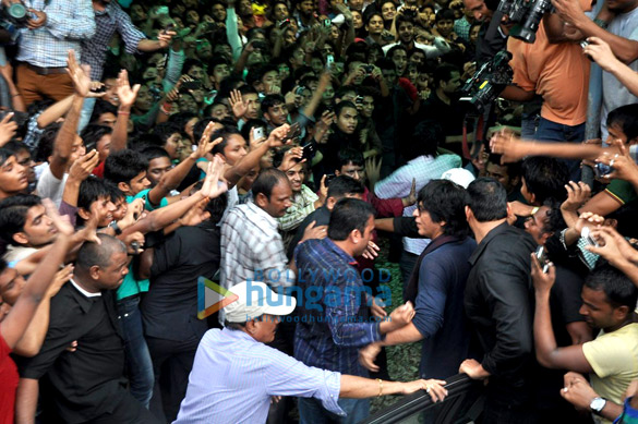 shahrukh rohit shetty promote chennai express at gaiety bandra 5