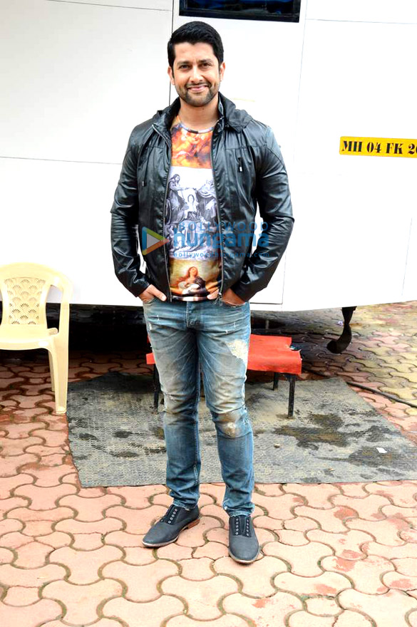 vivek ritesh aftab at comedy night with kapil 9