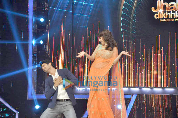 promotion of shuddh desi romance on jhalak dikhhla jaa 6