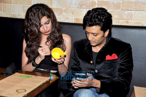 audio release of grand masti at r city mall 10
