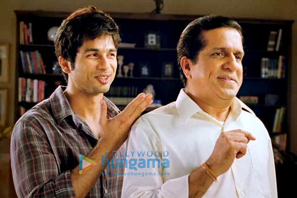 phata poster nikhla hero 86