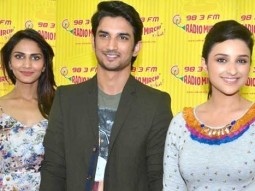 ‘Shuddh Desi Romance’ Team At ‘98.3 Radio Mirchi FM’ Studio