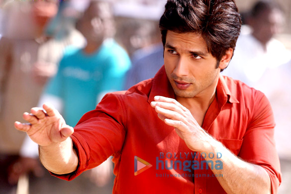 phata poster nikhla hero 109