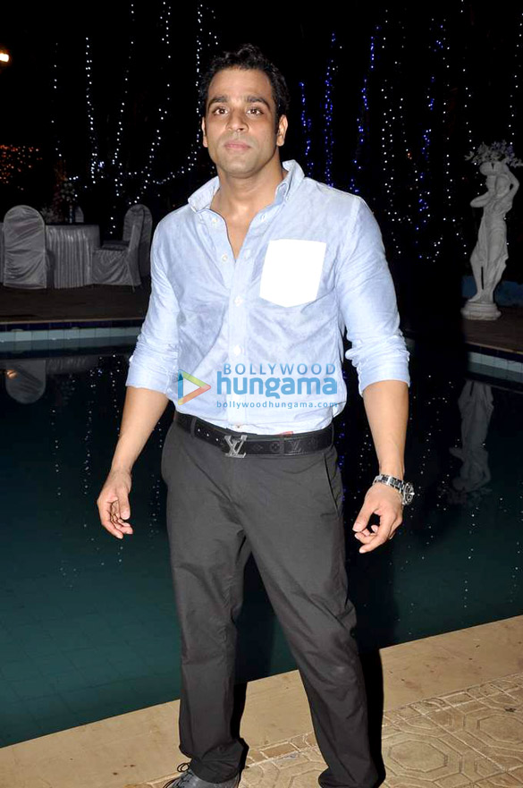 rakhi sawant snapped at raajs birthday 21