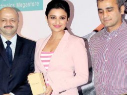Parineeti Chopra Unveils ‘Samsung Galaxy Note 3’