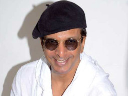 “Dhakkan Khologe To Dancer Nikalta Hai…”: Jaaved Jaaferi
