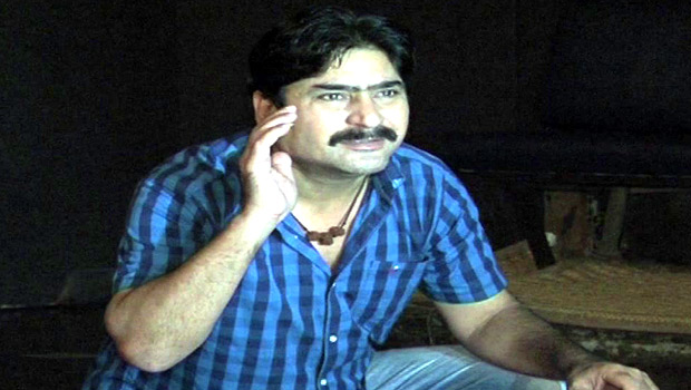 Yashpal-Atul-Lubna Rehearse For The Play ‘Kharashein’