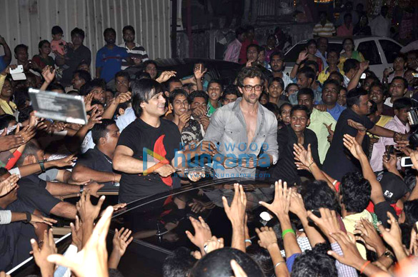 hrithik vivek promote krrish 3 at chandan 7