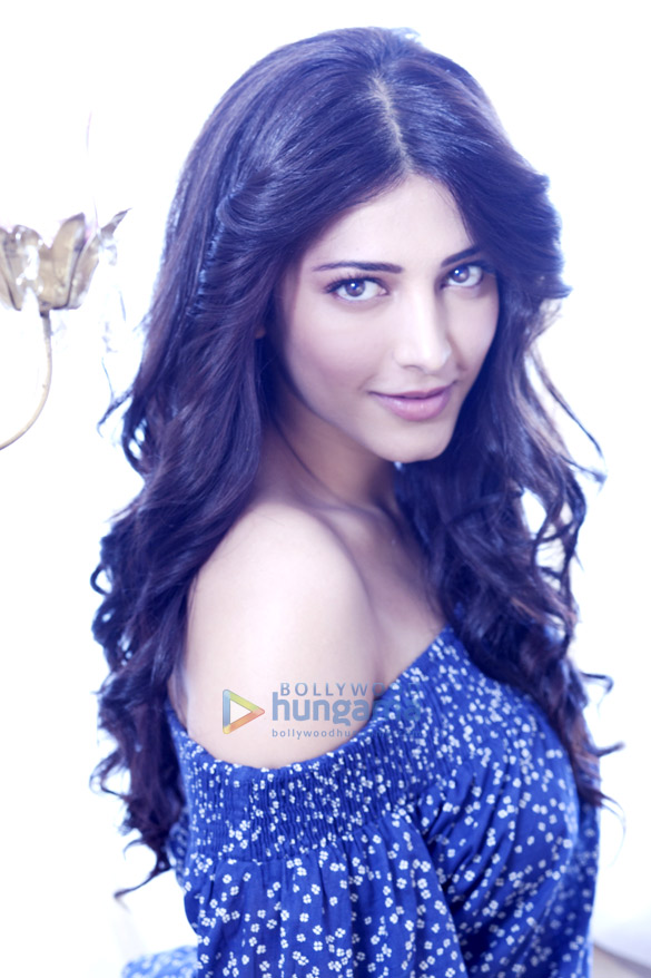 shruti haasan 34