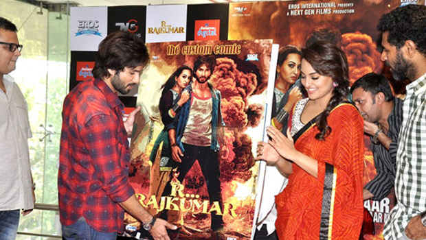 Shahid-Sonakshi-Prabhu Promote ‘R…Rajkumar’ At Reliance Digital