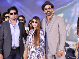 Akshay-Raveena At Day 2 Of ‘McDowell Signature Indian Derby 2014’