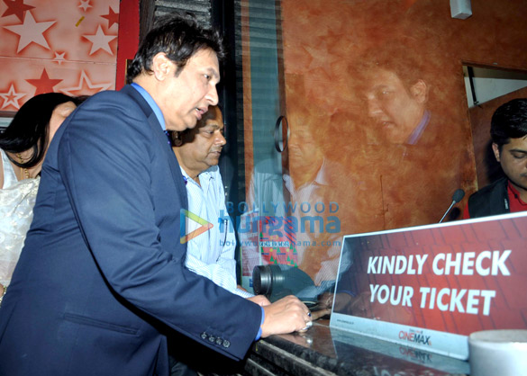 shekar adhyayan ariana buy movie tickets of heartless at a promotional event 7