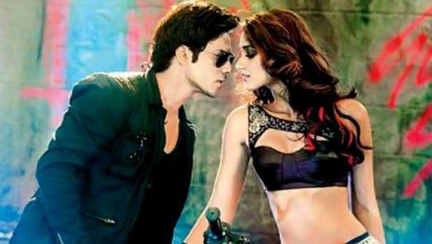 Besharmi Ki Height (Main Tera Hero) Besharmi Ki Height (Main Tera Hero)