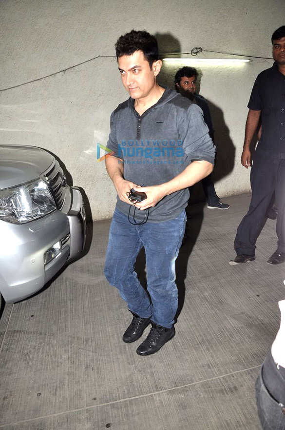 aamir khan at the special screening of queen 14