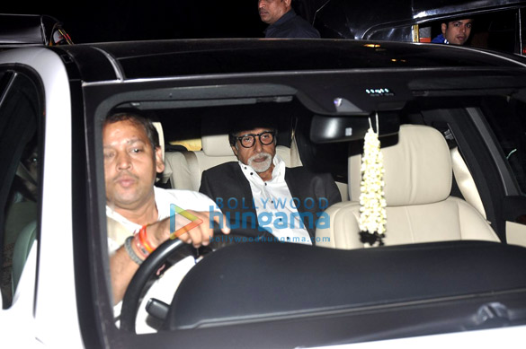 kangna hosts house warming bash queen success party 8