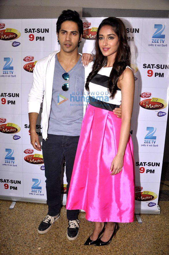 promotion of main tera hero on the sets of did little masters 2