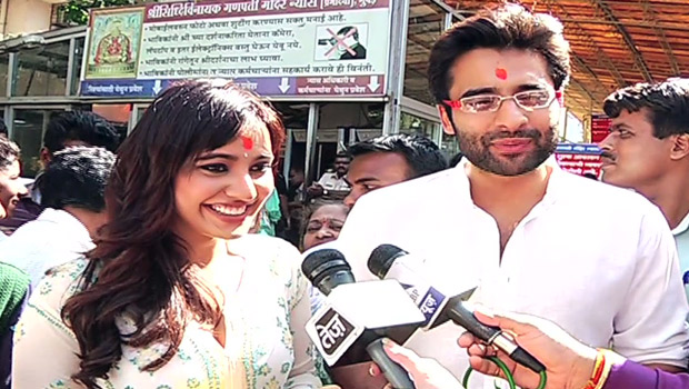 ‘Youngistaan’ Team At Siddhivinayak Temple