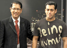 Taran Adarsh launches his Facebook page