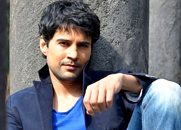 Rajeev Khandelwal suffers shoulder injury