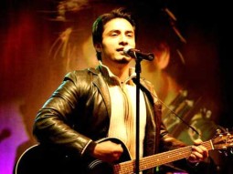 ‘Bulleya’ (Total Siyapaa) With Ali Zafar