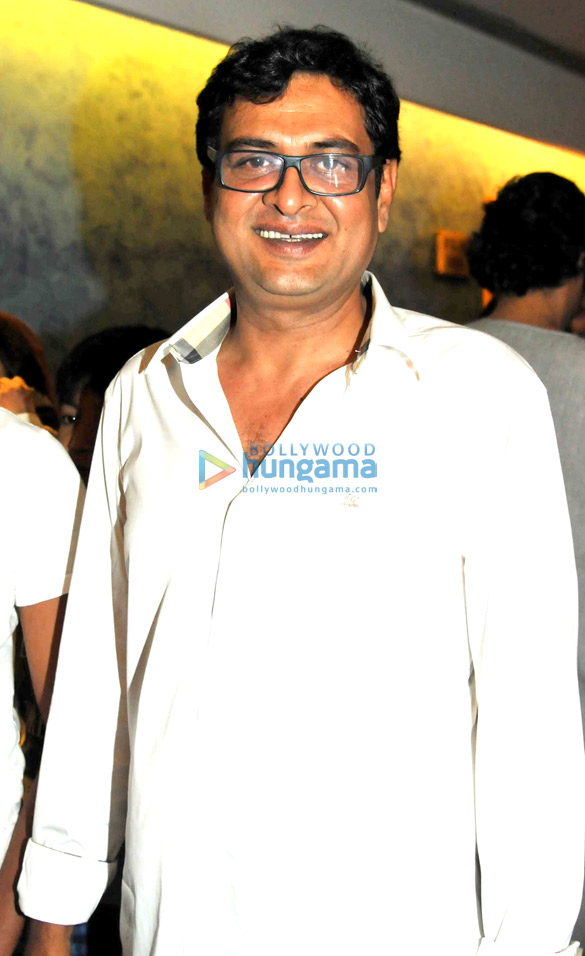 celebs grace wardha nadiadwalas special screening of heropanti 37