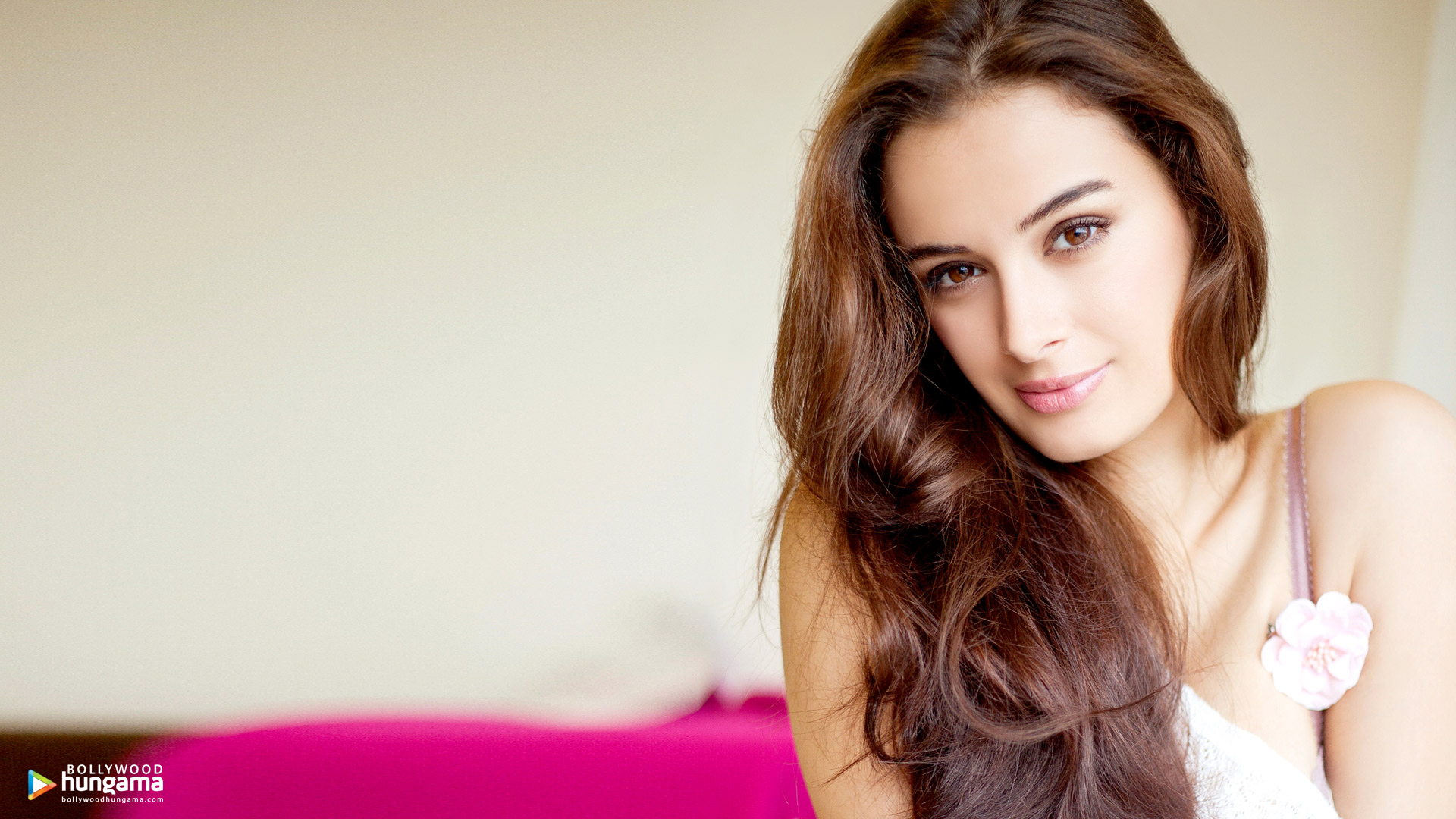 Evelyn Sharma Evelyn Sharma