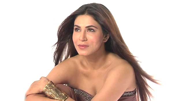 Mansha Bahl’s Glamorous Photoshoot