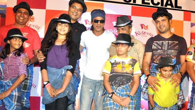 Shahrukh Khan Causes Hungama At Kidzania On Father’s Day