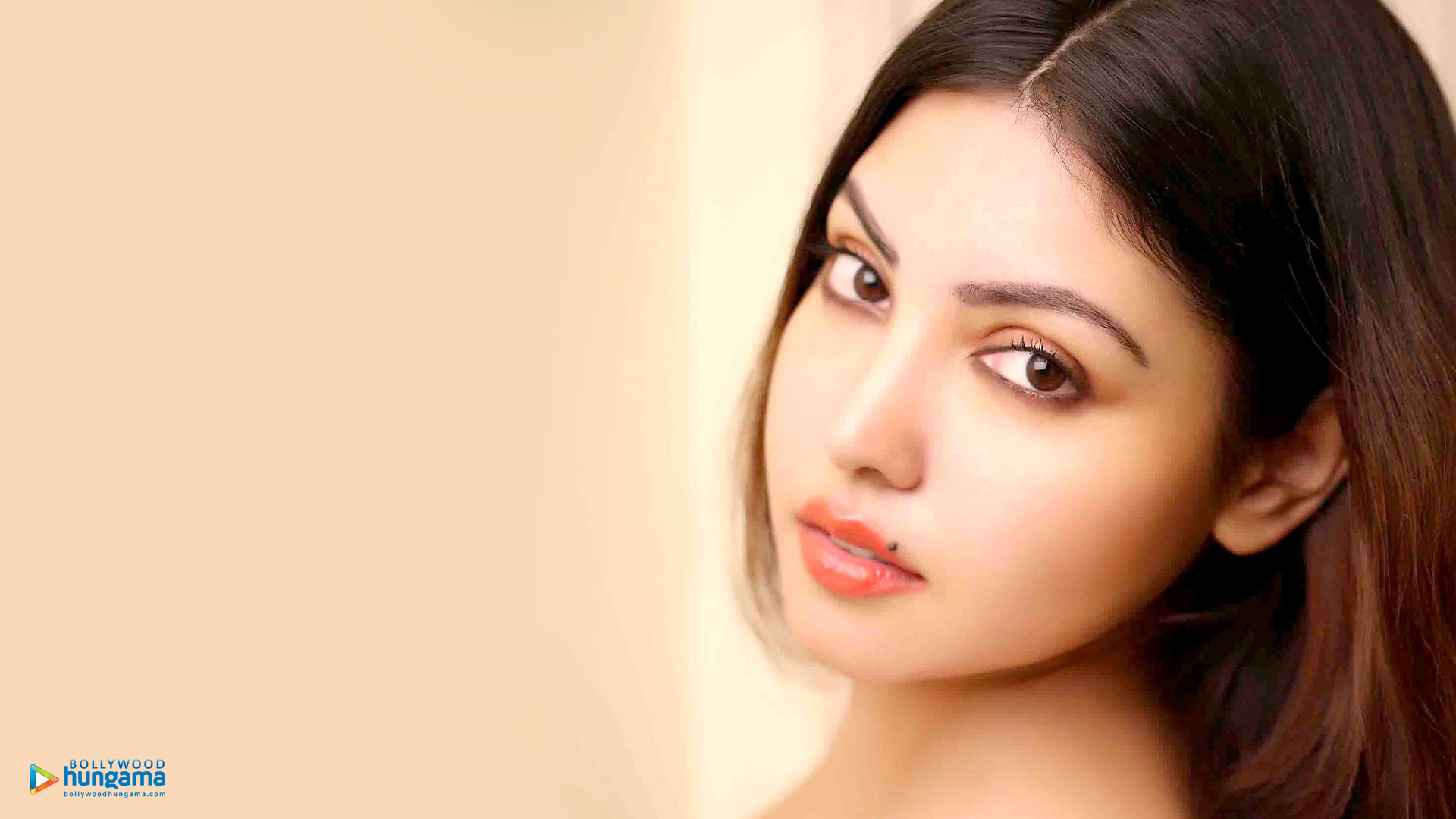 Komal Jha Komal Jha