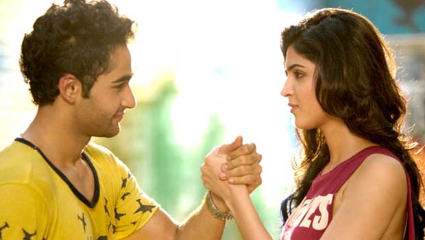 Beqasoor (Lekar Hum Deewana Dil) Beqasoor (Lekar Hum Deewana Dil)