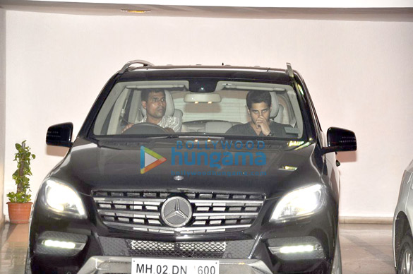 varun arjun sidharth alia snapped at karan johars house 4