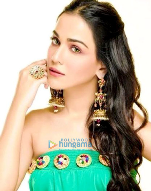 humaima malick 9