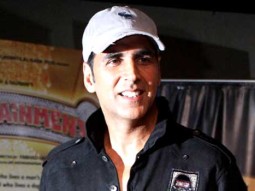 Akshay Sings And Records Song To Promote ‘Entertainment’