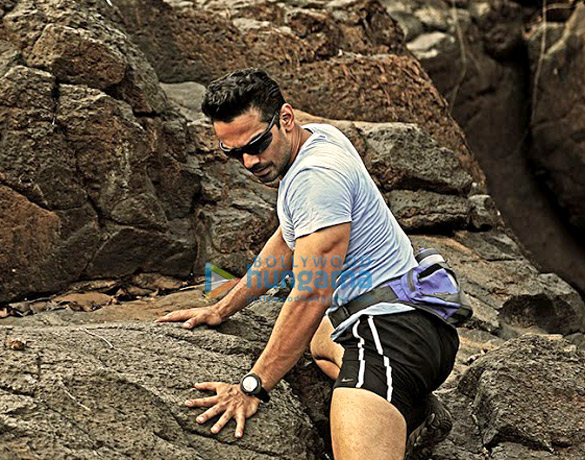 abhinav shukla 18