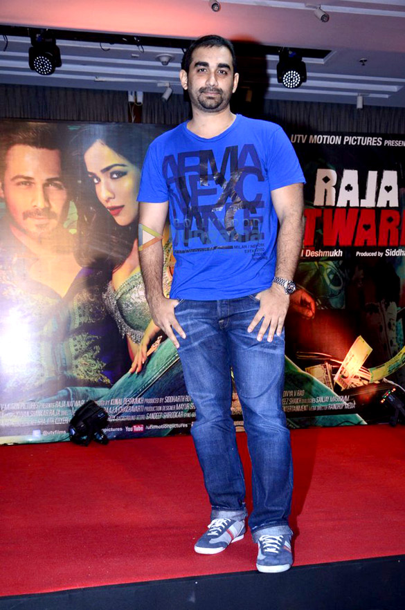 launch of flip your collar back song from raja natwarlal 12