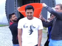 Riteish Deshmukh Accepts Sania Mirza’s ALS Ice Bucket Challenge