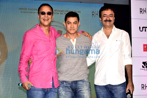 aamir khan launches second poster of pk 2