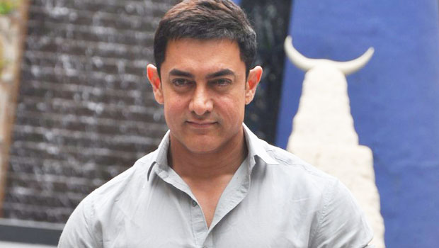 Is Aamir Khan Playing Alien, Drunkard Or Mentally Unstable Guy In PK?