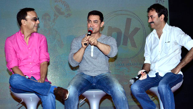 How Aamir Khan Reacted To Shah Rukh Khan’s Dig On ‘PK’ Poster