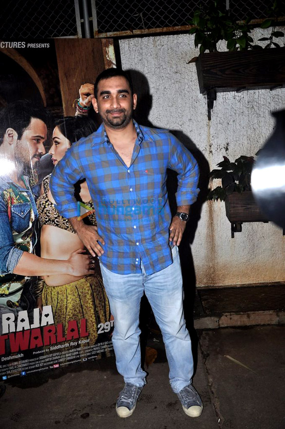 special screening of raja natwarlal 4