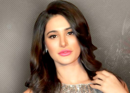 Controversy over Nargis Fakhri being given ‘Guard of Honour’ Controversy over Nargis Fakhri being given ‘Guard of Honour’
