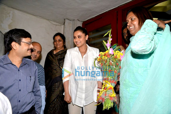 rani mukerji hosts a screening of mardaani for prithiviraj chauhan 4
