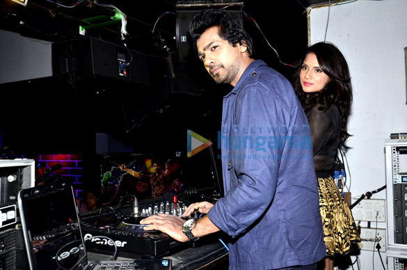 salman khan launches in da club song from tamanchey 12